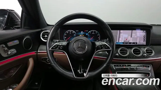 Mercedes-Benz E-Class 2023 — фото 19