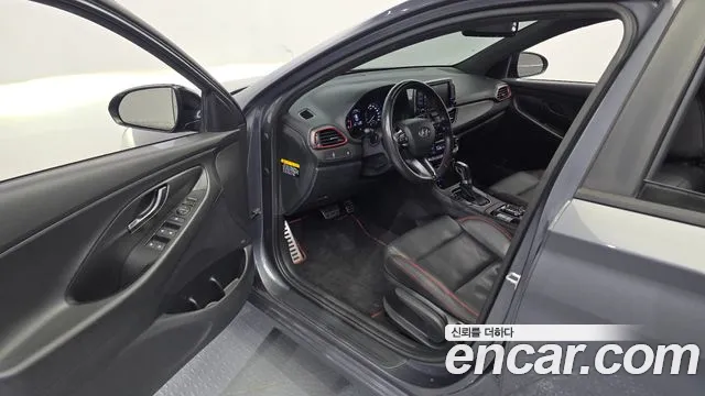Hyundai i30 2019 — фото 10