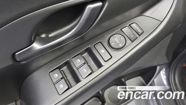 Hyundai i30 2019 — фото 13
