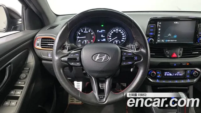 Hyundai i30 2019 — фото 15
