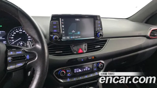Hyundai i30 2019 — фото 17