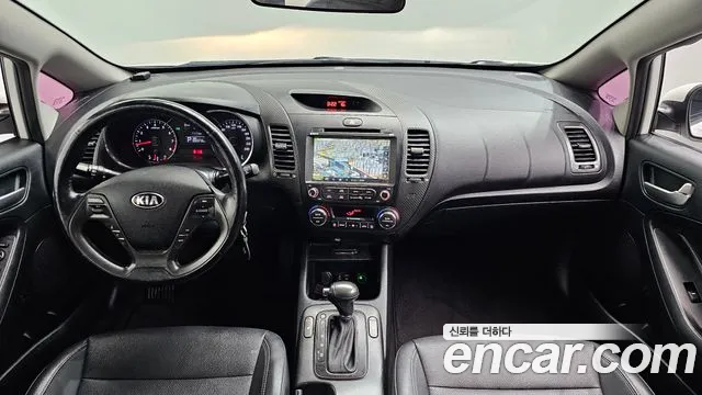 Kia K3 2015 — фото 10