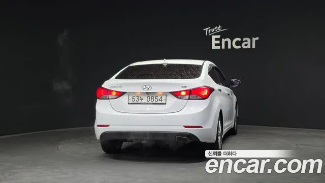 Hyundai AVANTE 2016 — фото 4