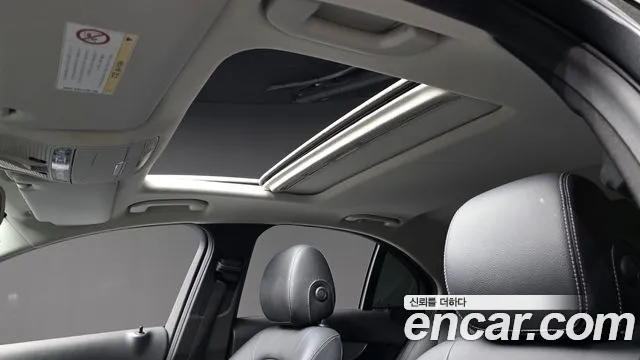 Mercedes-Benz C-Class 2017 — фото 17