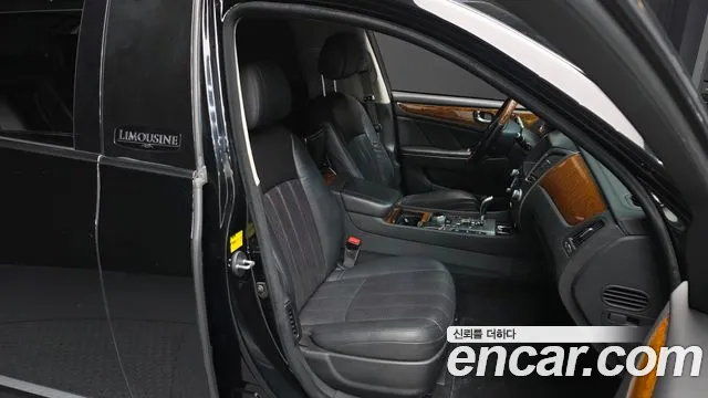 Hyundai Equus 2011 — фото 12