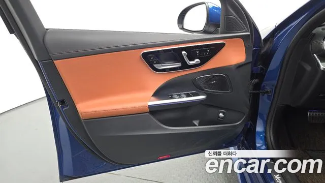 Mercedes-Benz C-Class 2022 — фото 14