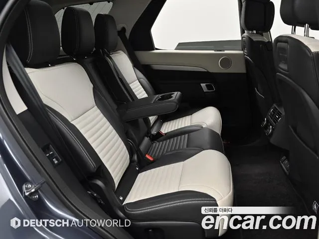Land Rover Discovery 2025 — фото 12