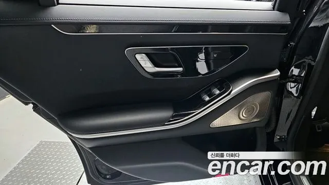 Mercedes-Benz S-Class 2022 — фото 15