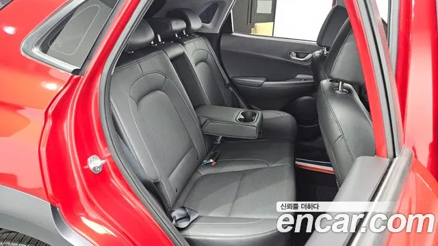 Hyundai Kona 2018 — фото 11