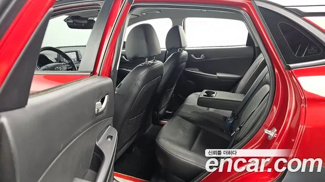 Hyundai Kona 2018 — фото 15