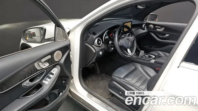 Mercedes-Benz GLC-Class 2017 — фото 12