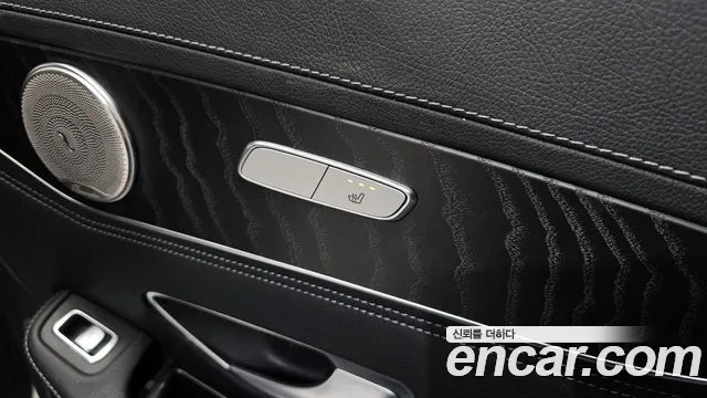 Mercedes-Benz GLC-Class 2017 — фото 19