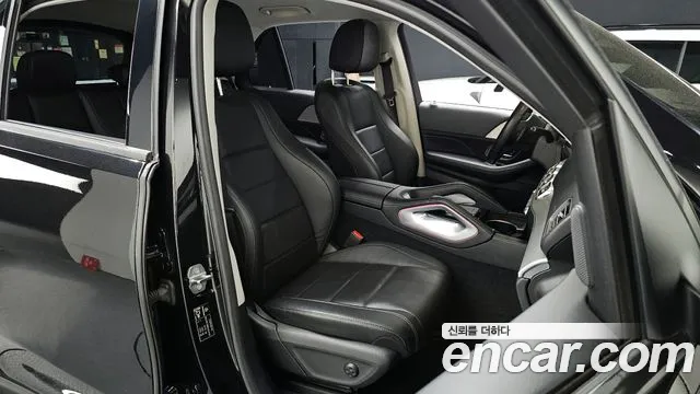 Mercedes-Benz GLE-Class 2019 — фото 11