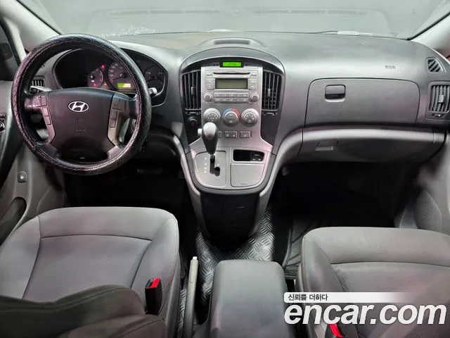 Hyundai Starex 2016 — фото 7