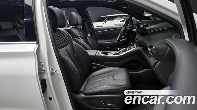 Hyundai Santafe 2023 — фото 16