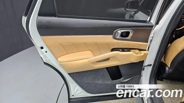Kia Sorento 2022 — фото 15