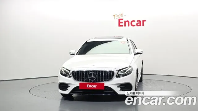 Mercedes-Benz E-Class 2019 — фото 3