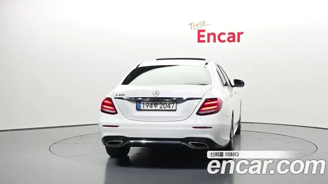 Mercedes-Benz E-Class 2019 — фото 4