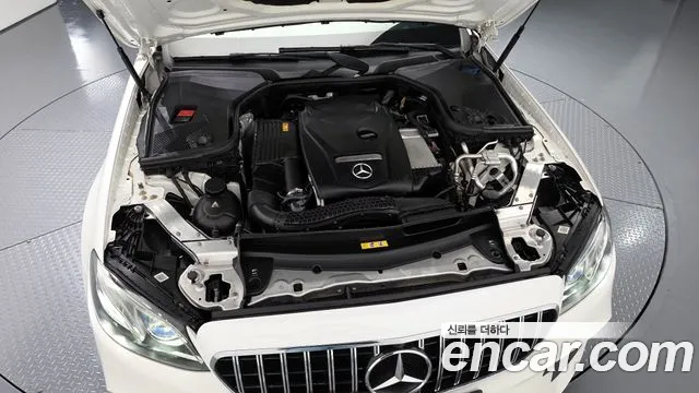 Mercedes-Benz E-Class 2019 — фото 6