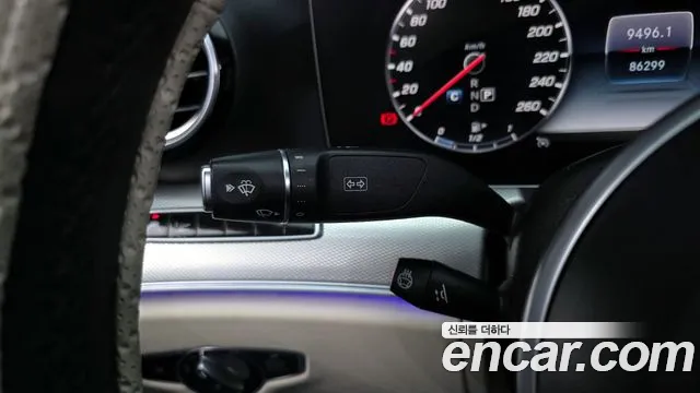 Mercedes-Benz E-Class 2019 — фото 17