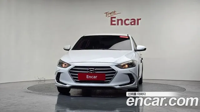 Hyundai AVANTE 2018 — фото 2