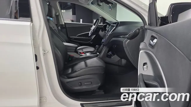 Hyundai Santafe 2016 — фото 11