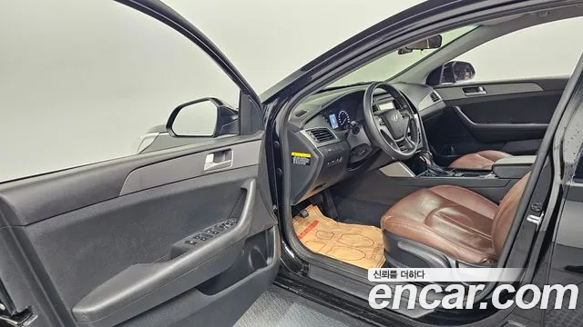 Hyundai Sonata 2015 — фото 10
