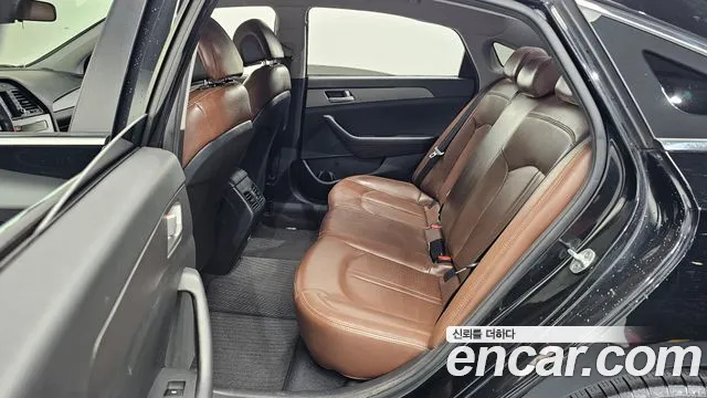 Hyundai Sonata 2015 — фото 11