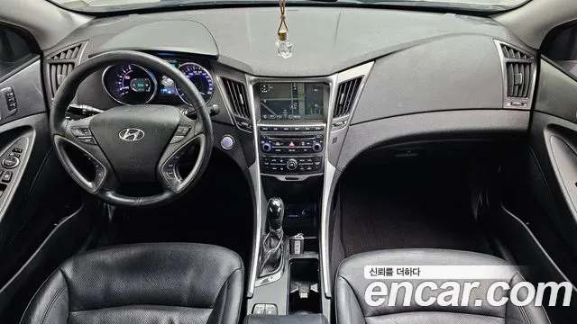 Hyundai Sonata 2014 — фото 10