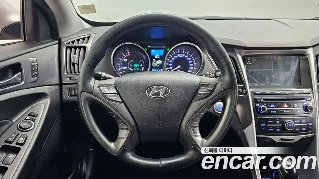 Hyundai Sonata 2014 — фото 19
