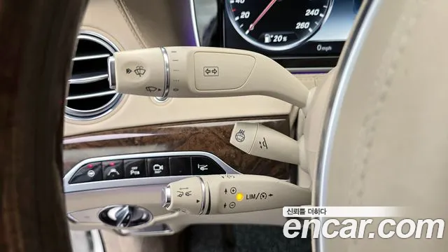 Mercedes-Benz S-Class 2017 — фото 17