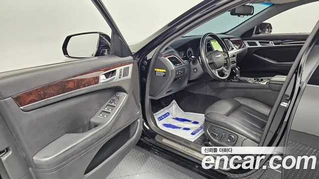 Hyundai Genesis 2015 — фото 13