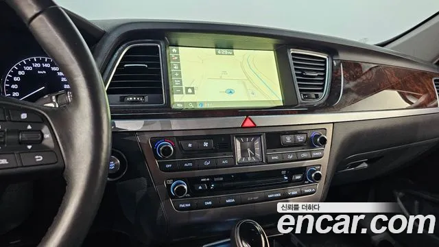 Hyundai Genesis 2015 — фото 18