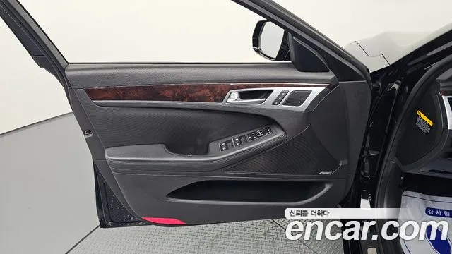Hyundai Genesis 2015 — фото 14