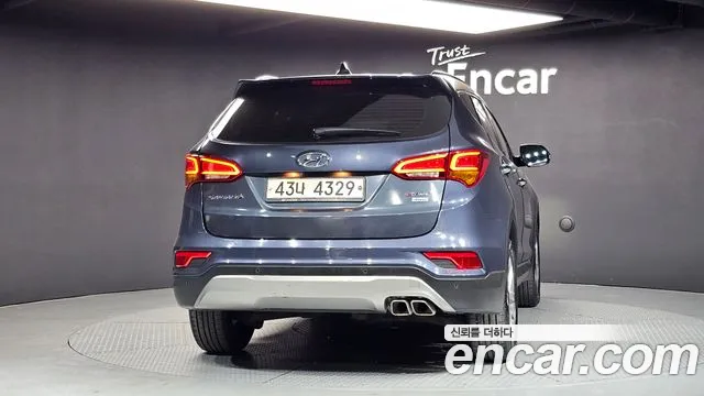 Hyundai Santafe 2017 — фото 4