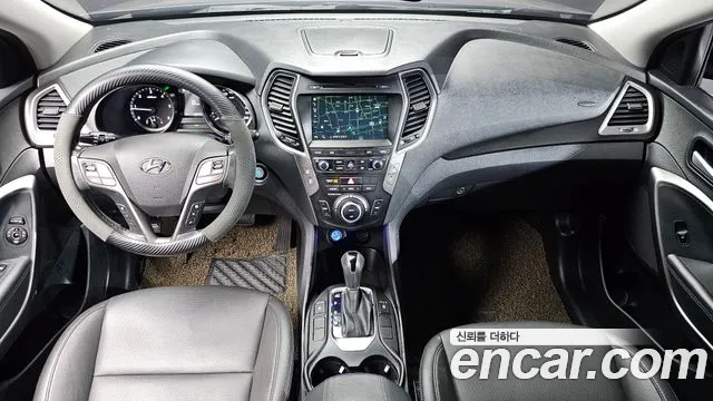 Hyundai Santafe 2017 — фото 10