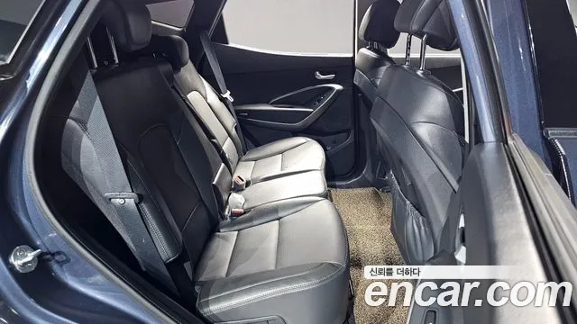 Hyundai Santafe 2017 — фото 17