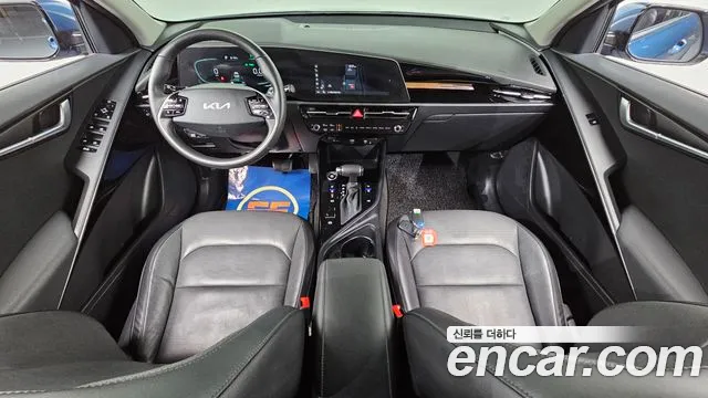 Kia Niro 2022 — фото 10