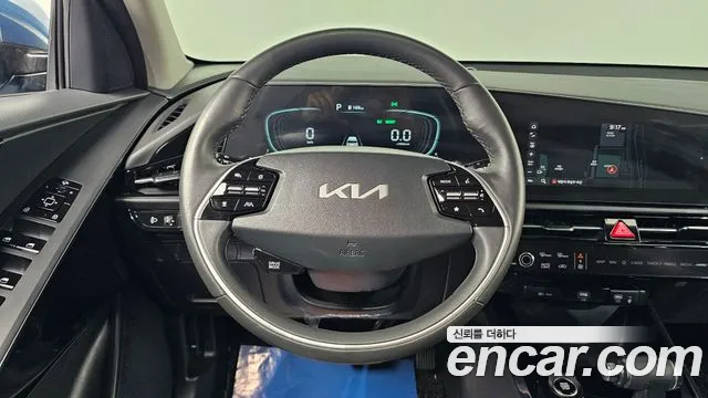 Kia Niro 2022 — фото 20