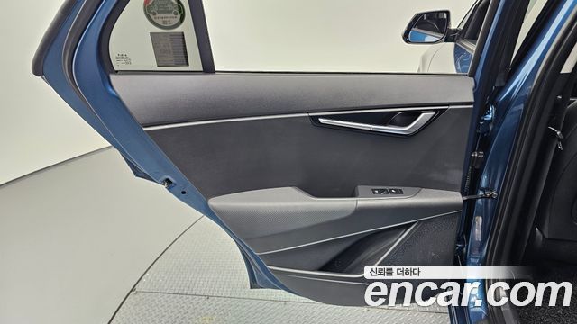Kia Niro 2022 — фото 15