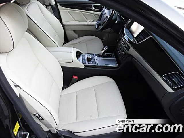 Hyundai Equus 2014 — фото 6