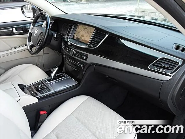 Hyundai Equus 2014 — фото 9