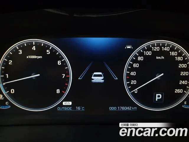 Hyundai Equus 2014 — фото 10