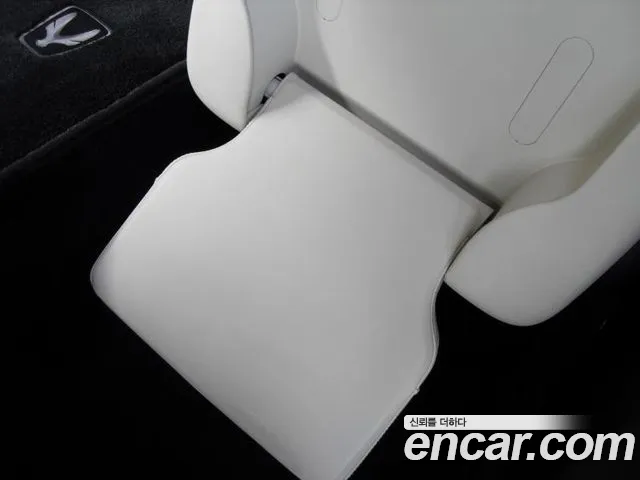 Hyundai Equus 2014 — фото 11