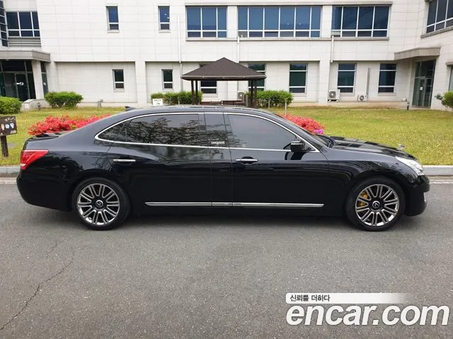 Hyundai Equus 2014 — фото 15