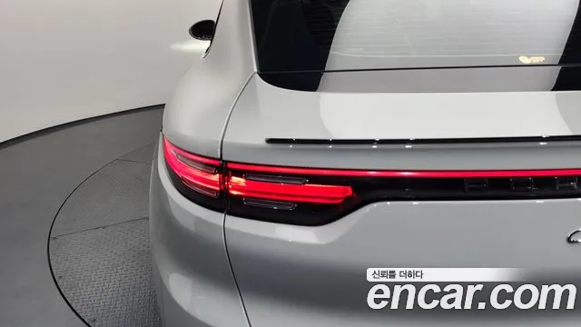 Porsche Cayenne 2021 — фото 9