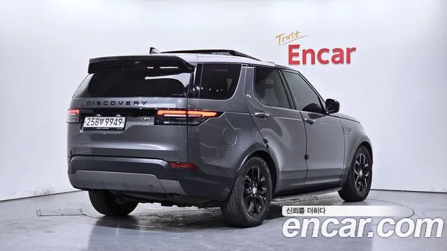Land Rover Discovery 2019 — фото 2