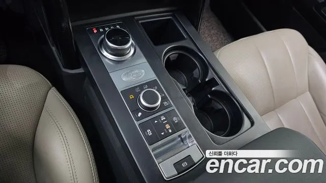 Land Rover Discovery 2019 — фото 12