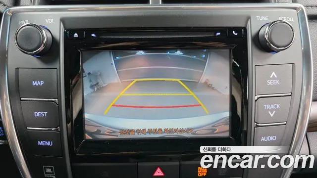 Toyota Camry 2015 — фото 15
