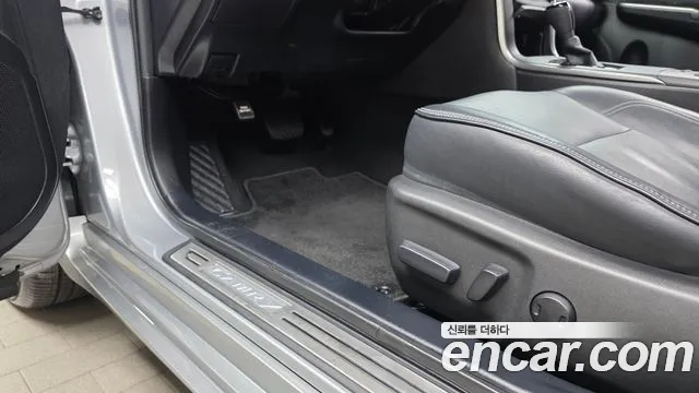 Toyota Camry 2015 — фото 17